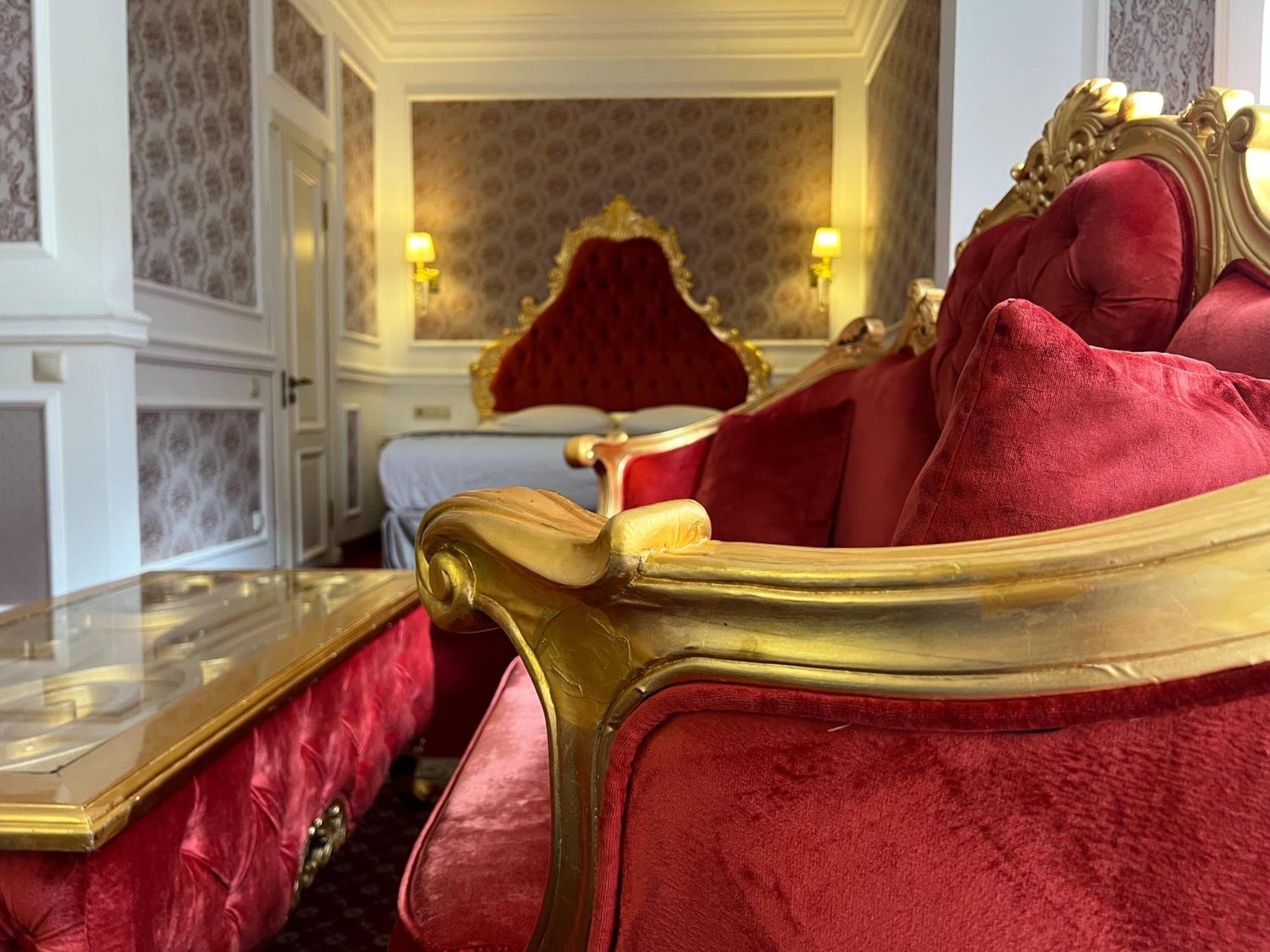 Royal Grand Hotel Kiev Exterior foto
