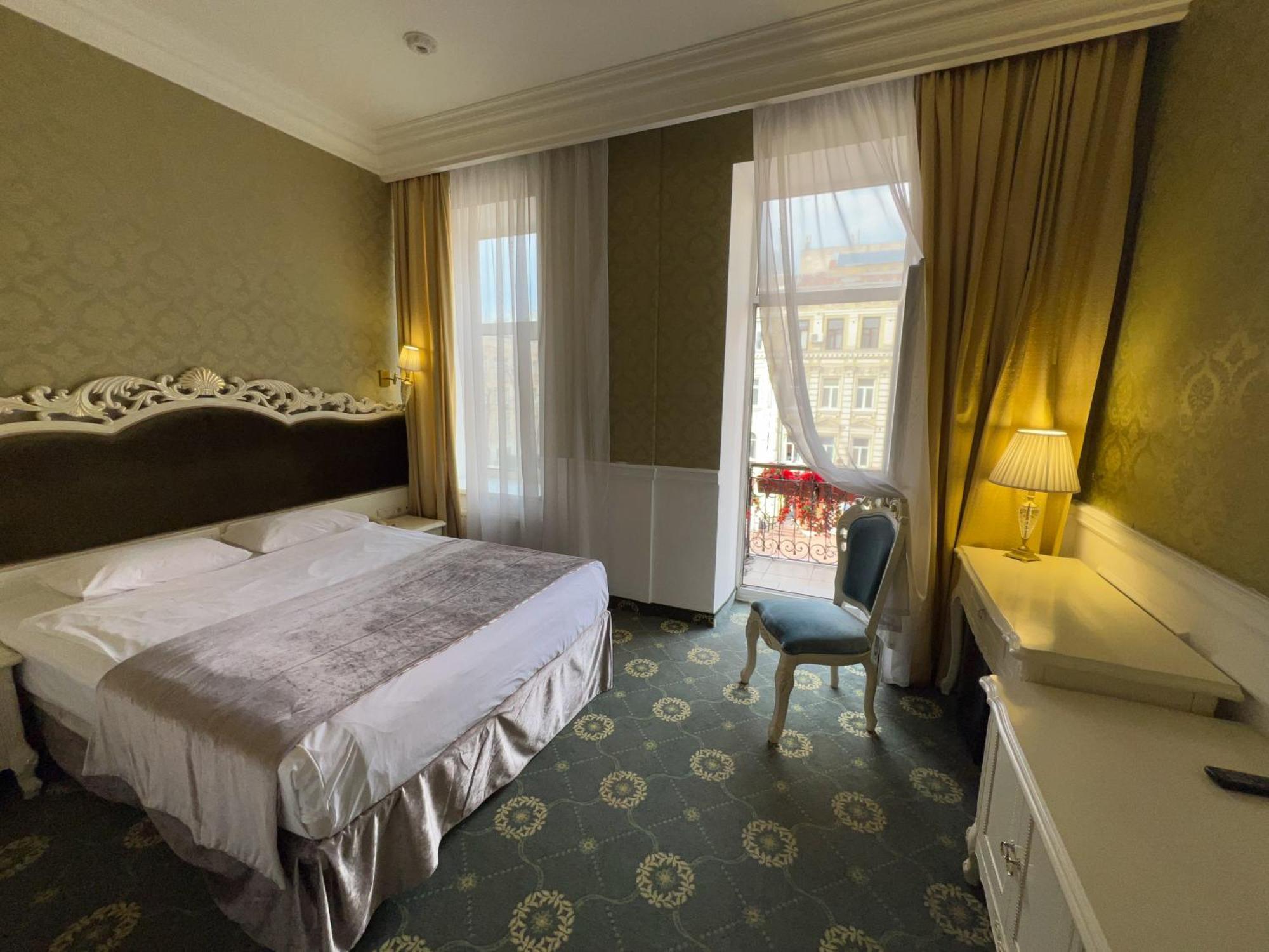 Royal Grand Hotel Kiev Habitación foto